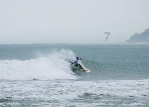 夏桀遭成汤反叛流放致死，含恨发下诅咒，殷商3代人皇全都早逝