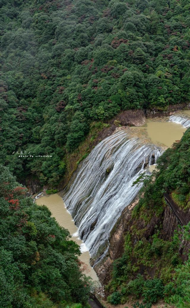 探索未知山峰