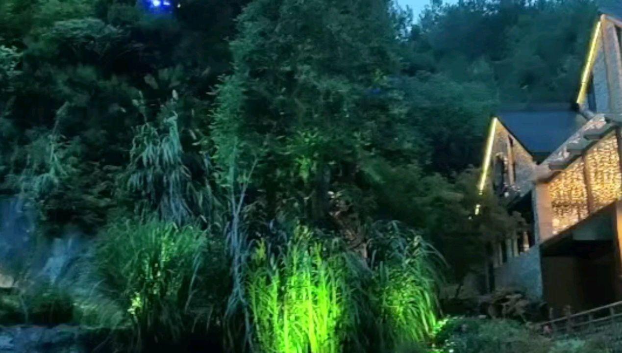 森迪公主立秋时装